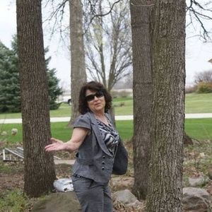 Meet your Posher, Judi